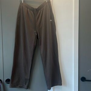 ACCOLADE STRAIGHT LEG SWEATPANT